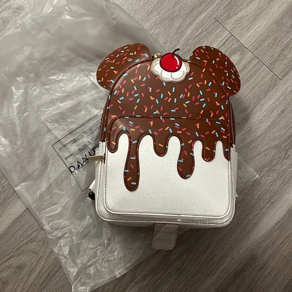 NEW Disney Danielle Nicole Ice cream Backpack Danielle Nicole Disney Minnie Mouse Ice Cream Mini Backpack main image 4